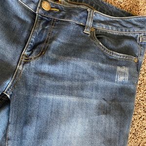 Cabi Slim Boyfriend Distressed Jeans Size 14